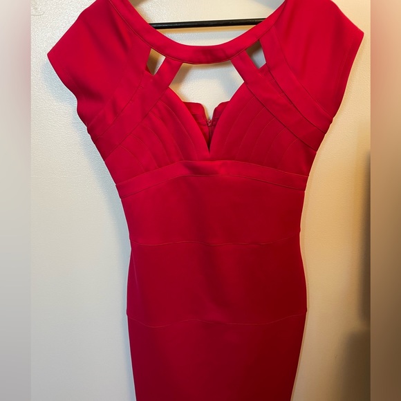 Guess Cutout Bodycon “Blare” True Red Cocktail Sexy Dress - Picture 2 of 6